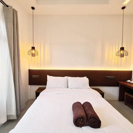 Vevu Villa Fenfushi Bagian luar foto
